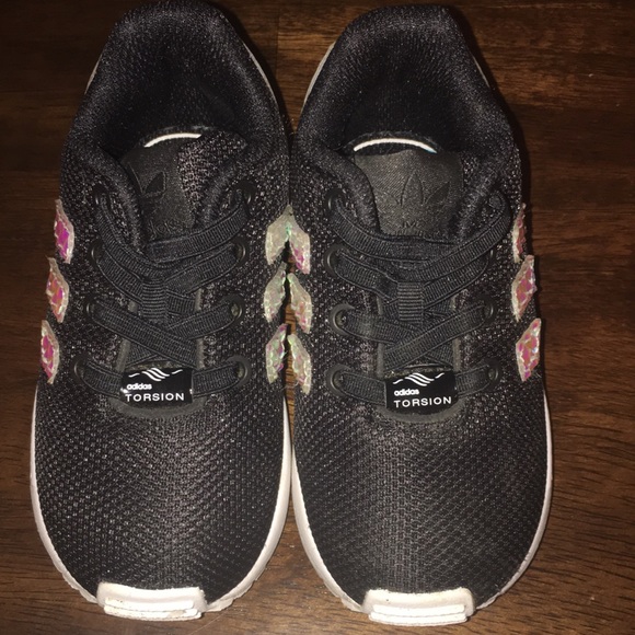 black adidas shoes size 6 black adidas shoes size 6